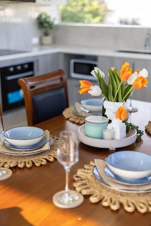 Spacious Central Located Family House At Sunnybank 브리즈번 0*,
