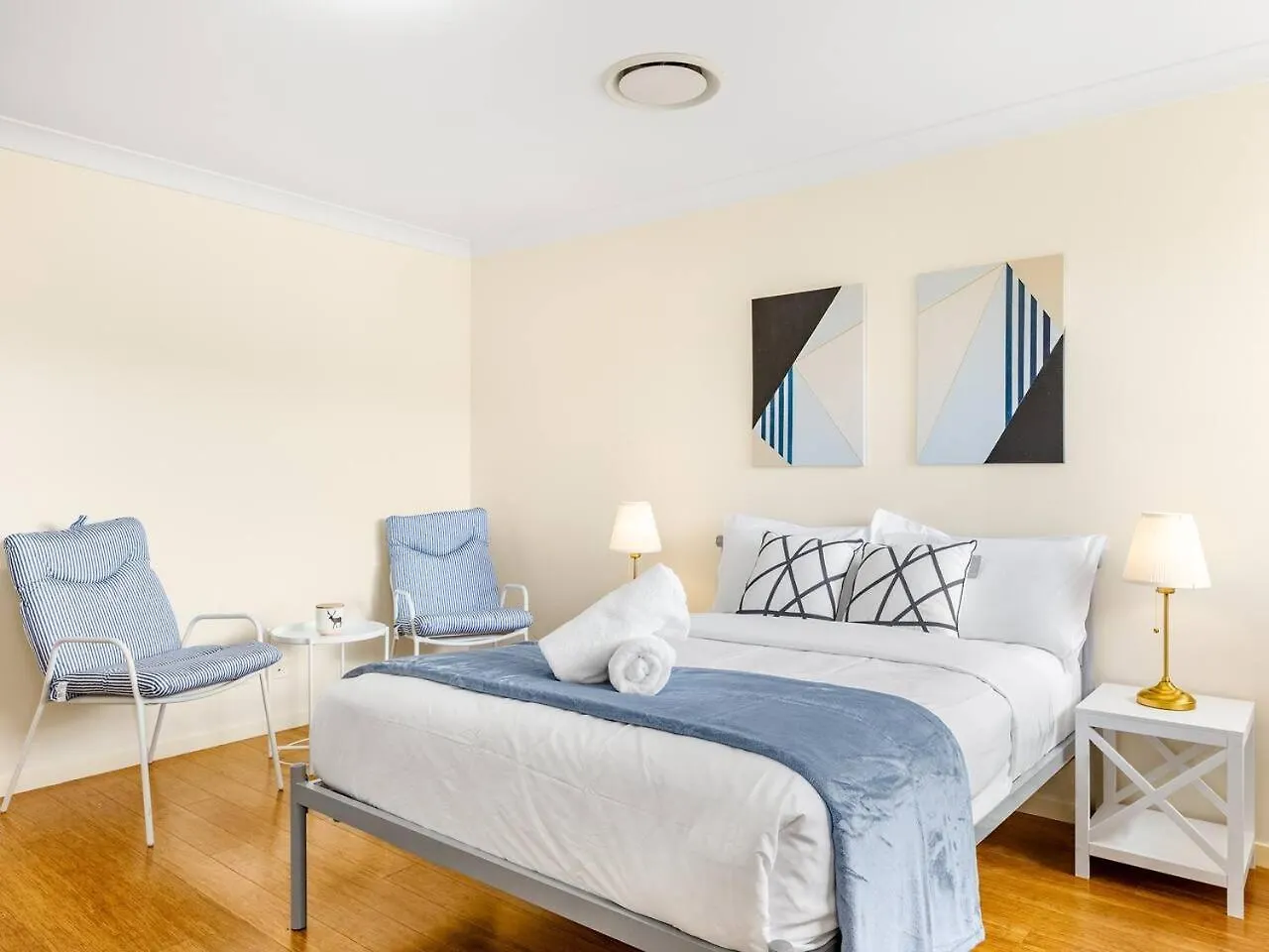 Spacious Central Located Family House At Sunnybank Brisbane Holiday home