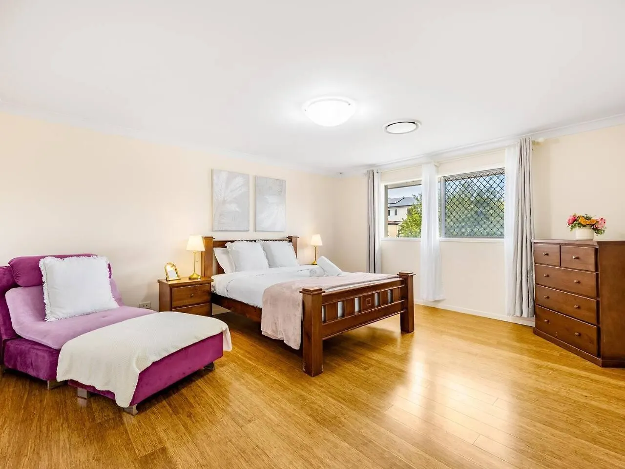 Holiday home Spacious Central Located Family House At Sunnybank Brisbane Australia